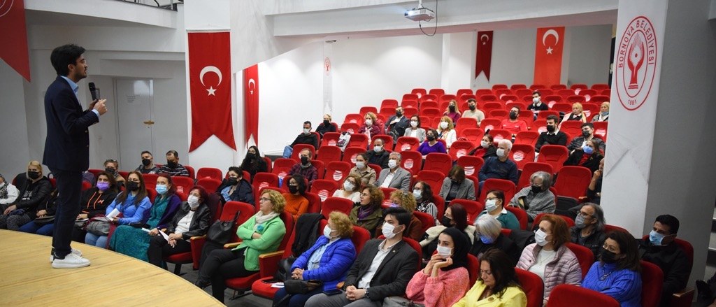 STK'larda Gelir Modeli ve Sürdürülebilirlik.